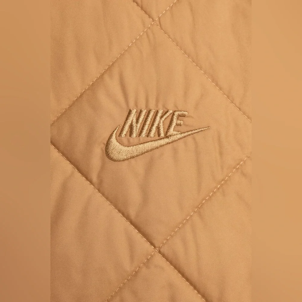 Size M NEW Nike Club Men’s Lightweight Quilted Therma-FIT Jacket FZ0634-224